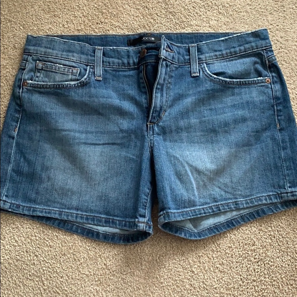 Joe’s jean shorts size 30
